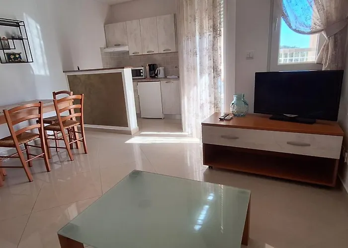 Casa Karmen 아파트 풀라